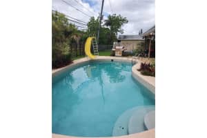 880 NW 207th St, Miami, FL 33169, Sold 01/07/22