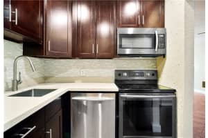 2400 NE 33rd Ave, Fort Lauderdale, FL 33305, Sold 07/22/21