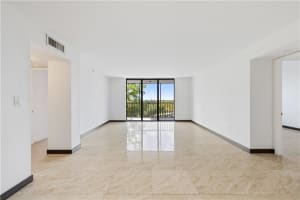 900 NE 195th St, Miami, FL 33179, Sold 06/30/21