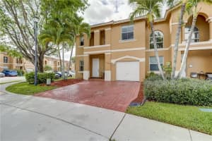 13556 NW 7th Pl, Pembroke Pines, FL 33028, Sold 06/30/21