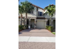 4044 Devenshire Ct, Coconut Creek, FL 33073, Sold 07/27/21