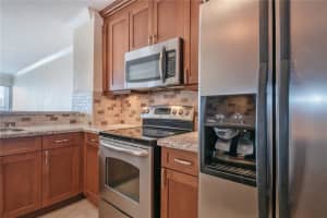 6855 Abbott Ave, Miami Beach, FL 33141, Sold 03/30/22