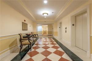 16100 Emerald Estates Dr, Weston, FL 33331, Sold 07/14/21