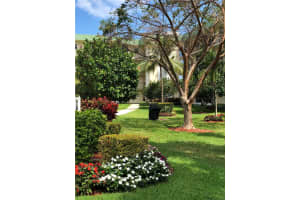 806 SE 7th St, Deerfield Beach, FL 33441, Sold 11/30/21