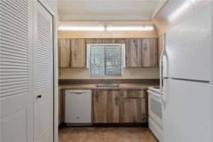 6193 Laurel Ln, Tamarac, FL 33319, Sold 08/20/21