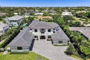 1 Winnebago Rd, Sea Ranch Lakes, FL 33308, Sold 08/05/21