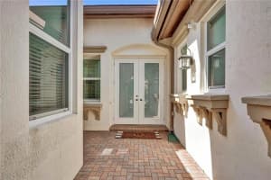 11039 NW 81st Manor, Parkland, FL 33076, Sold 08/09/21