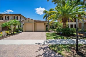 8240 NW 105th Ln, Parkland, FL 33076, Sold 08/16/21