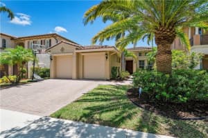 8240 NW 105th Ln, Parkland, FL 33076, Sold 08/16/21