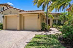 8240 NW 105th Ln, Parkland, FL 33076, Sold 08/16/21