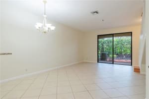 4319 Vineyard Cir, Weston, FL 33332, Sold 08/26/21