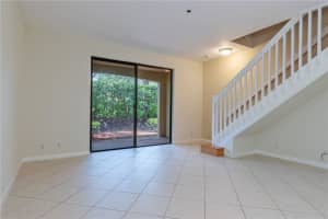 4319 Vineyard Cir, Weston, FL 33332, Sold 08/26/21