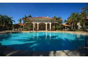 101 SW 117th Ave, Pembroke Pines, FL 33025, Sold 07/07/21