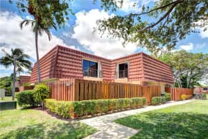 3207 Spanish Wells Dr #36d, Delray Beach, FL 33445, Sold 07/15/21