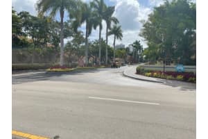3535 Magellan Cir, Aventura, FL 33180, Sold 11/01/21