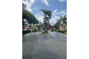 3535 Magellan Cir, Aventura, FL 33180, Sold 11/01/21