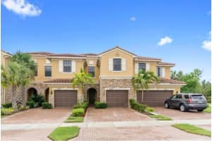 10307 Wellington Parc Dr, Wellington, FL 33449, Sold 07/12/21