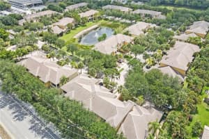 6365 Bella Cir, Boynton Beach, FL 33437, Sold 07/12/21
