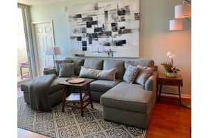 625 Casa Loma Blvd, Boynton Beach, FL 33435, Sold 07/16/21