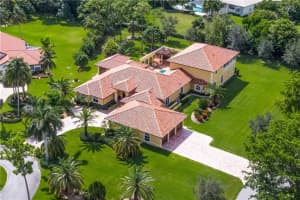 7572 NW 50th Ct, Coral Springs, FL 33067, Sold 08/02/21