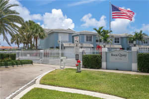 1048 Jeffery St, Boca Raton, FL 33487, Sold 08/02/21