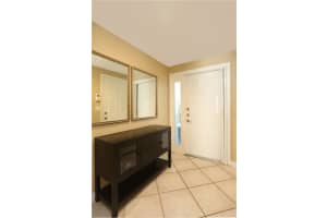 1048 Jeffery St, Boca Raton, FL 33487, Sold 08/02/21