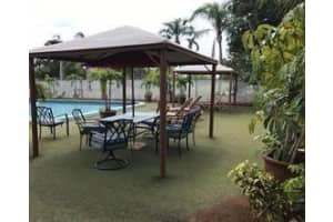 36 N Crossings Cir, Boynton Beach, FL 33435, Sold 07/16/21