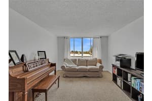 3217 Riverside Dr c403, Coral Springs, FL 33065, Sold 09/03/21