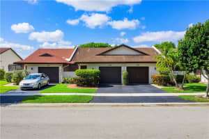 9304 NW 60th St, Tamarac, FL 33321, Sold 09/27/21