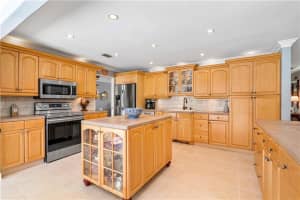 4115 NW 100th Ave, Coral Springs, FL 33065, Sold 07/30/21