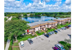 900 NW 106th Terrace, Pembroke Pines, FL 33026, Sold 07/27/21