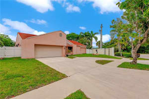 6701 NW 46th Ct, Lauderhill, FL 33319, Sold 07/08/21