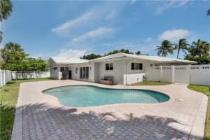 5 Mendota Ln, Sea Ranch Lakes, FL 33308, Sold 11/22/21