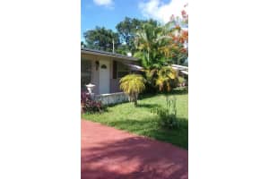 5615 Simms St, Hollywood, FL 33021, Sold 09/27/21