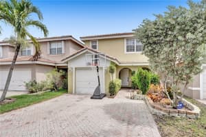 9381 NW 54th St, Sunrise, FL 33351, Sold 08/05/21