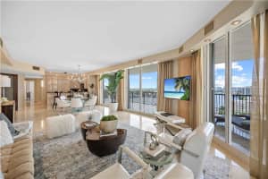 100 S Birch Rd, Fort Lauderdale, FL 33316, Sold 08/03/21