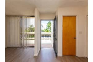1100 SE 5th Ct, Pompano Beach, FL 33060, Sold 10/25/21