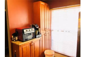 2700 S Oakland Forest Dr, Oakland Park, FL 33309, Sold 08/03/21