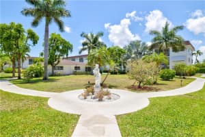 400 SE 10th St, Deerfield Beach, FL 33441, Sold 08/11/21
