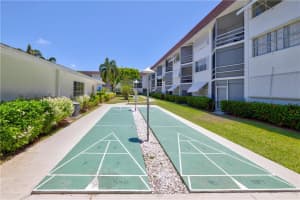 400 SE 10th St, Deerfield Beach, FL 33441, Sold 08/11/21