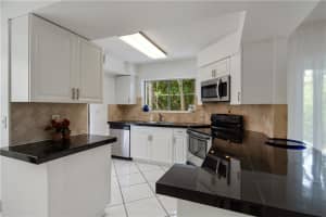 1045 SE 6th Ave, Dania Beach, FL 33004, Sold 11/17/21