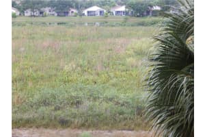 11730 SW 2nd St, Pembroke Pines, FL 33025, Sold 08/11/21