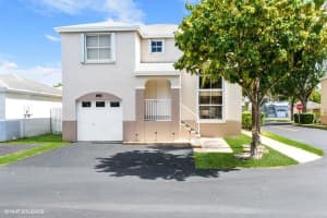 4245 SW 72nd Terrace, Davie, FL 33314, Sold 07/28/21