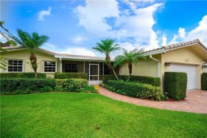 807 W Plantation Cir, Plantation, FL 33324, Sold 07/07/21