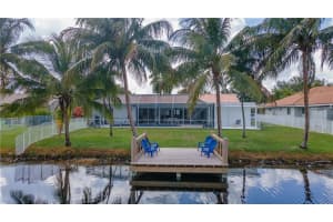 7020 SW 7th St, Plantation, FL 33317, Sold 07/23/21