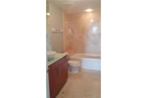 315 NE 3rd Ave, Fort Lauderdale, FL 33301, Sold 07/27/21