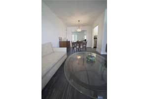 8308 NW 57th Pl, Tamarac, FL 33321, Sold 08/06/21