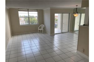 1600 SE 15th St, Fort Lauderdale, FL 33316, Sold 09/01/21