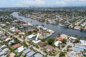 2507 NE 32nd Ave, Fort Lauderdale, FL 33305, Sold 07/30/21