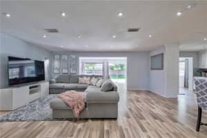 8201 NW 98th Ave, Tamarac, FL 33321, Sold 07/01/21